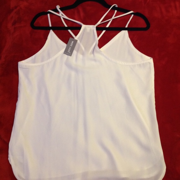 Top - Picture 2 of 2